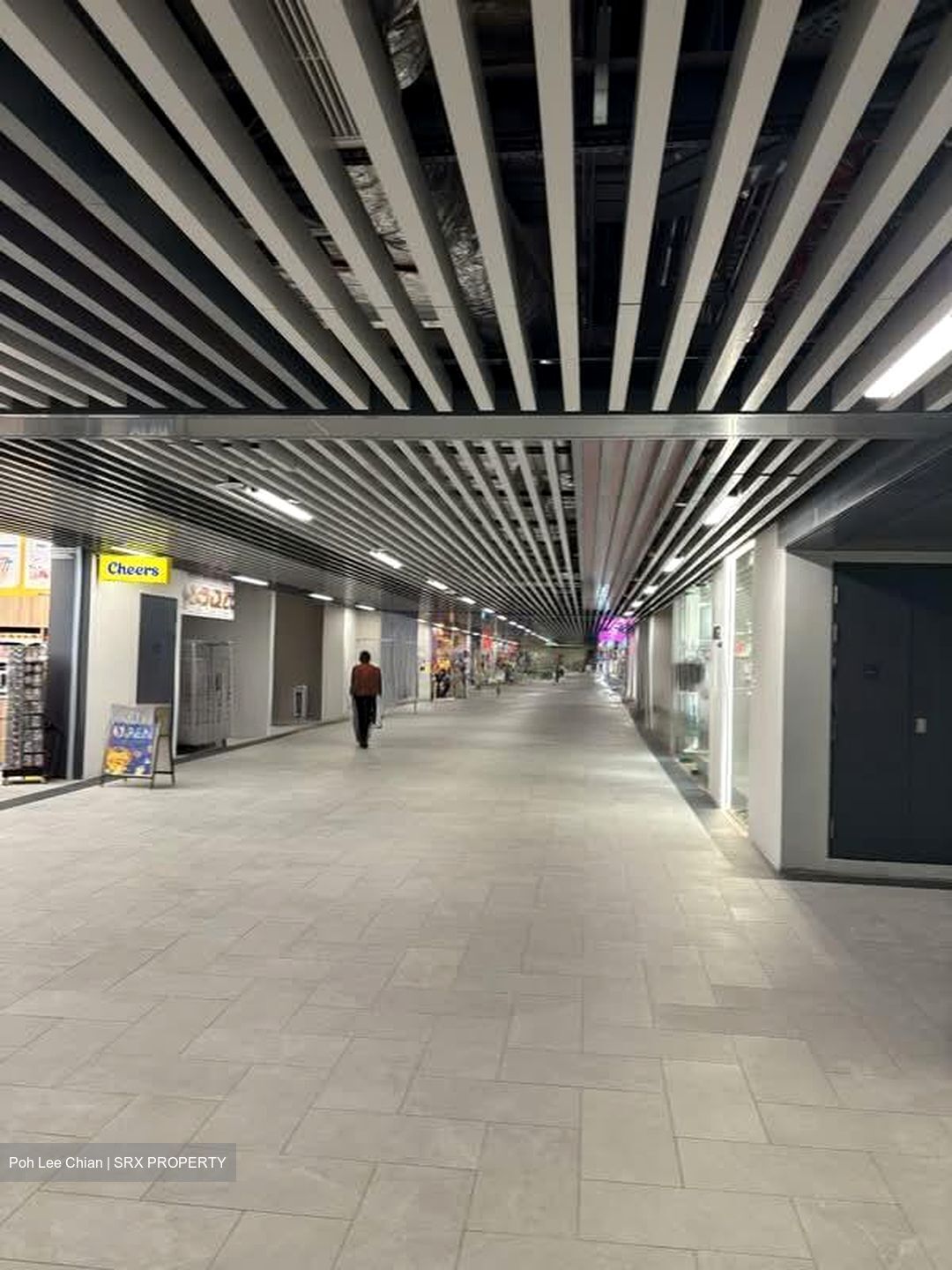 Club Street (D1), Retail #567590971